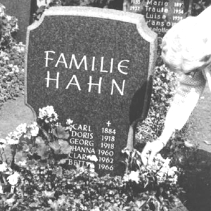 hahn_gravestone